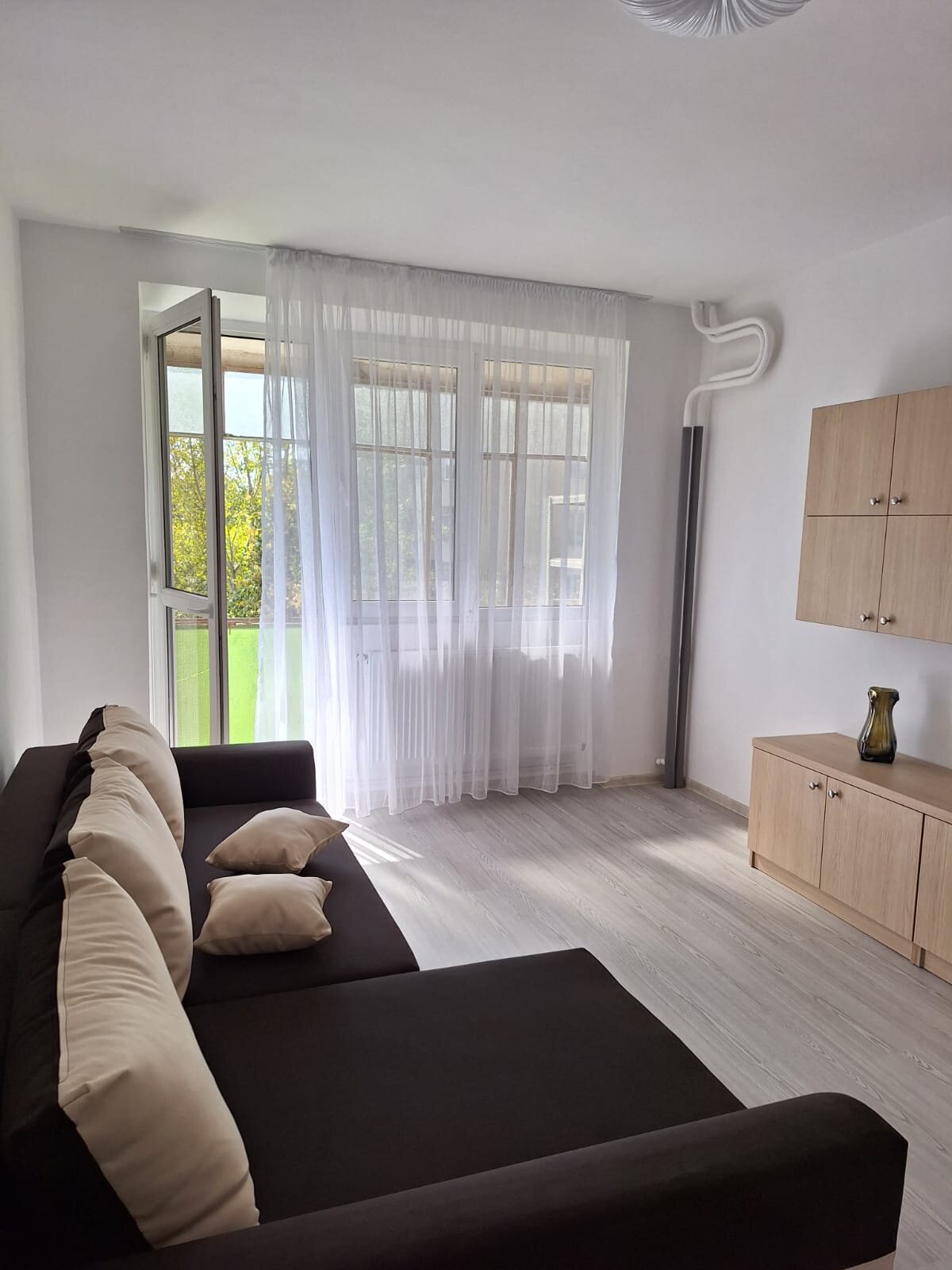 Imagine secundara Inchiriere apartament 3 camere  Brancoveanu  - 4