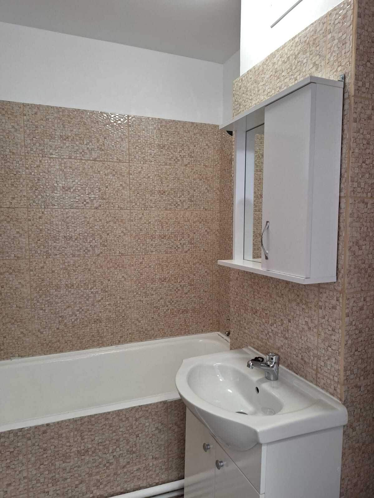 Imagine secundara Inchiriere apartament 3 camere  Brancoveanu  - 9