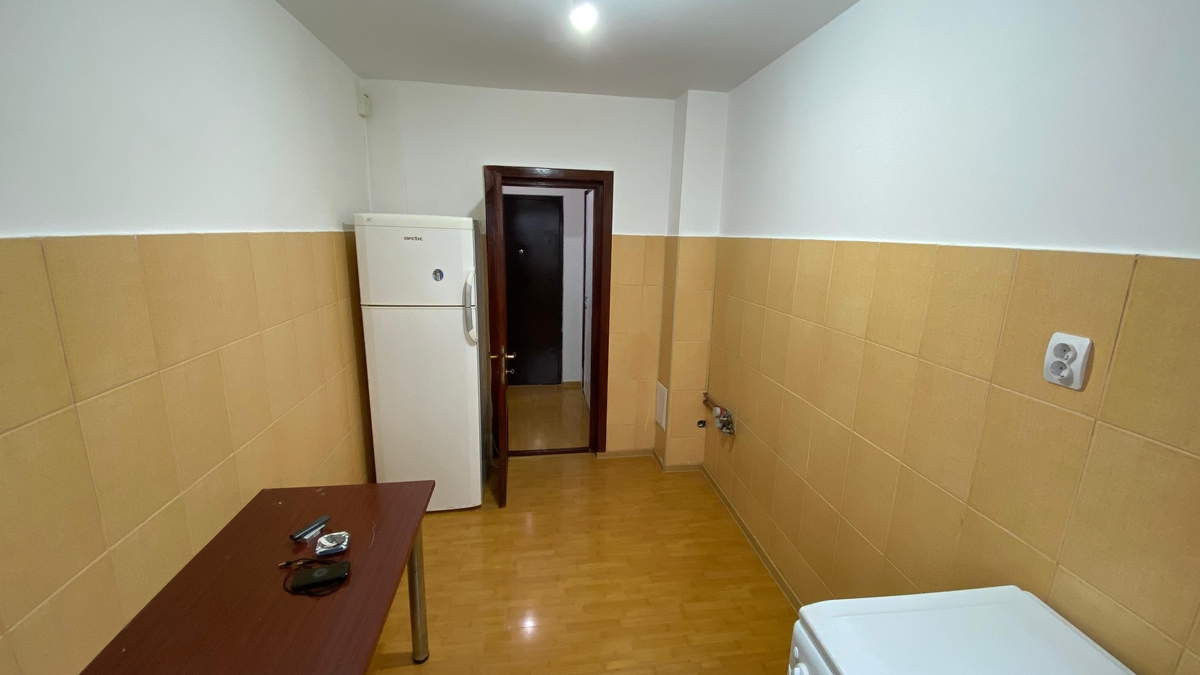 Imagine secundara Vanzare apartament 2 camere  1 Decembrie  - 9